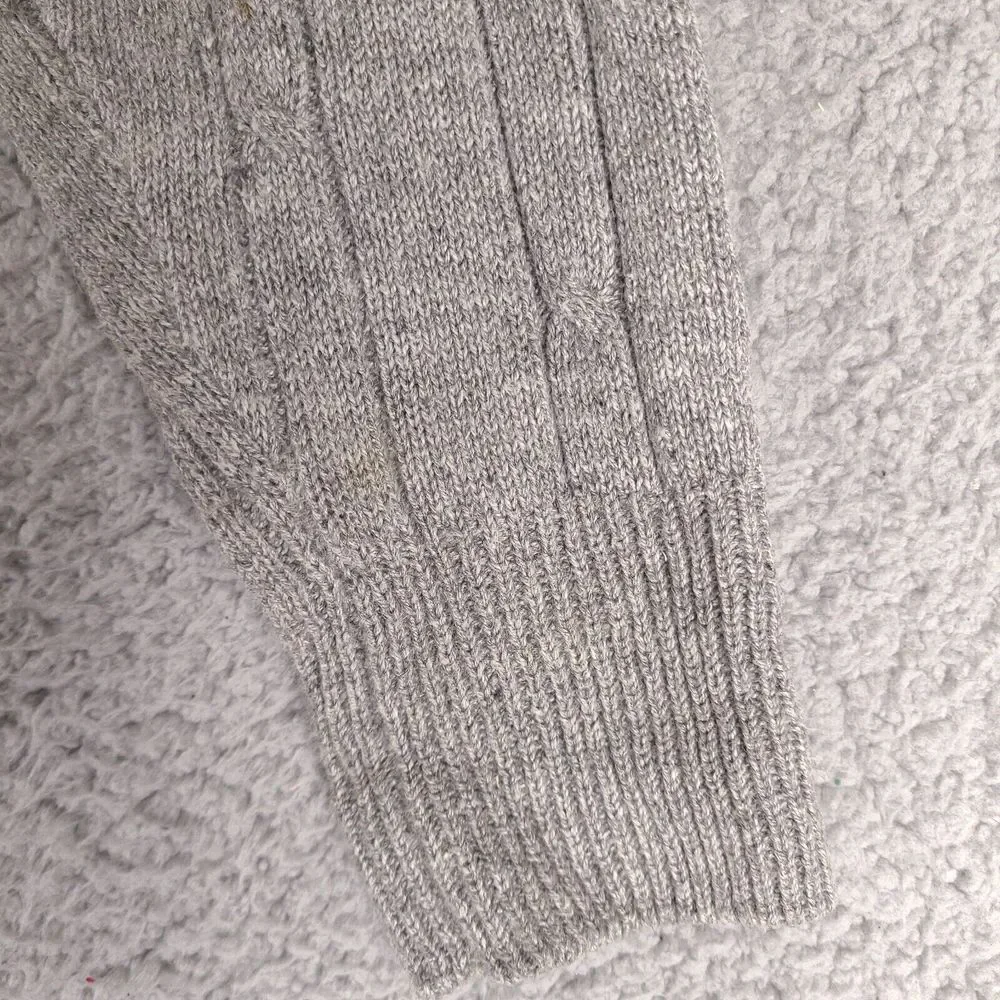 Vintage American Eagle Sweater Mens XL Gray Cable Knit V-Neck‎ Pullover Preppy